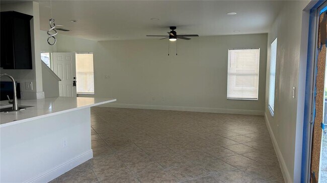 Foto del edificio - 2425 Ashecroft Dr