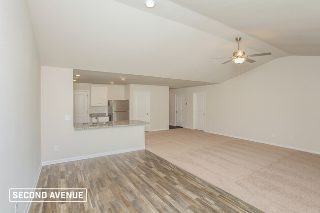 Foto del edificio - 317 Greenwood Valley Ct