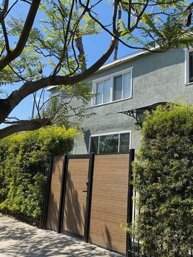Foto del edificio - 20624 S Western Ave