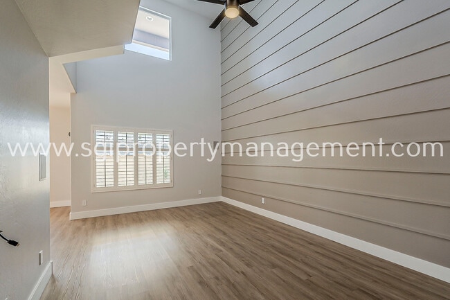 Building Photo - 4202 N 21st St