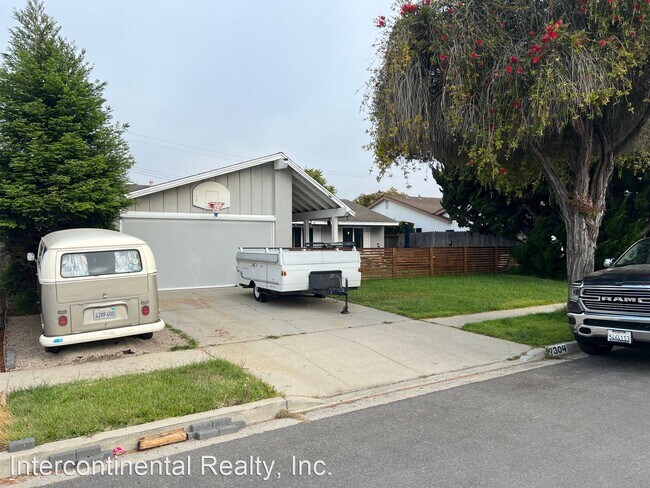 Foto del edificio - 3 br, 2 bath House - 9304 Wolverton St.