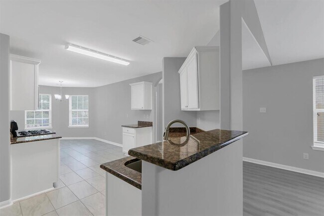 Foto del edificio - 9406 Amethyst Glen Dr