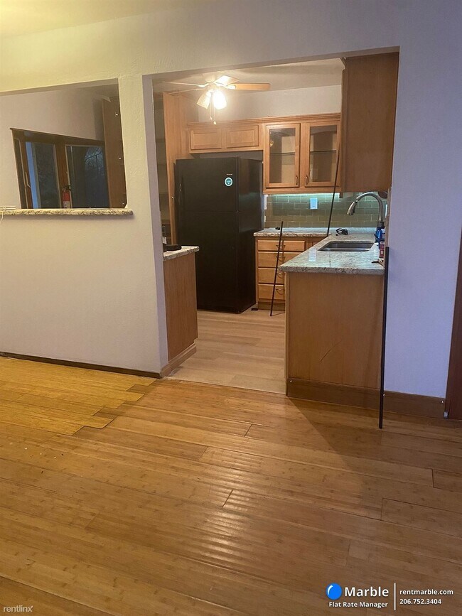 Foto del edificio - 2 br, 1 bath Townhome - 2022 Dawson Ave
