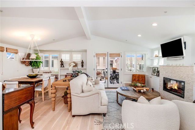 Building Photo - 433 Marine Ave