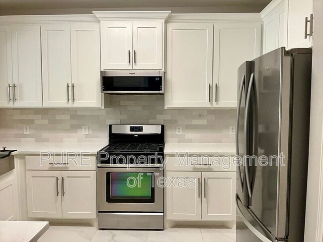Foto del edificio - 5632 Toscana Ave