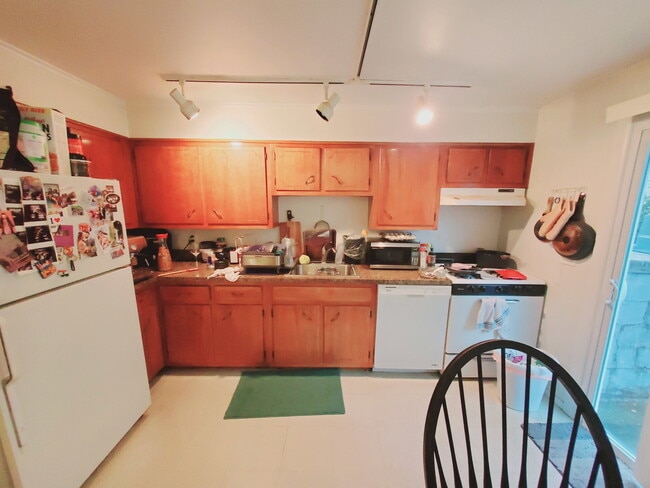 Photo - 15 Elmwood Street, Stamford, CT 06902 - 2 BR 1.5 BA townhouse