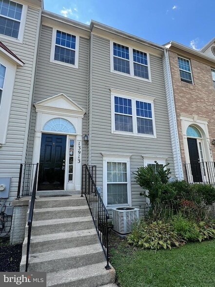 Primary Photo - 13913 Bentwaters Dr