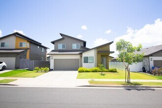 Building Photo - 91-1769-1769 Kohanahana Lp