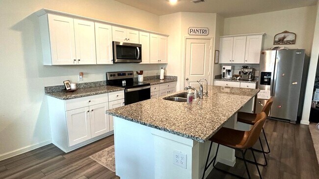 Building Photo - 3992 Fringe Tree Ln