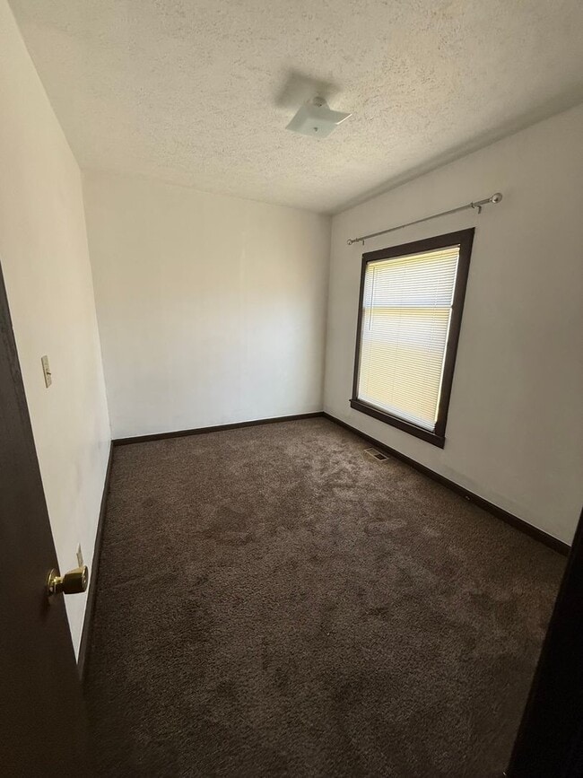 Foto del edificio - 3 Bedroom, 1 Bathroom House
