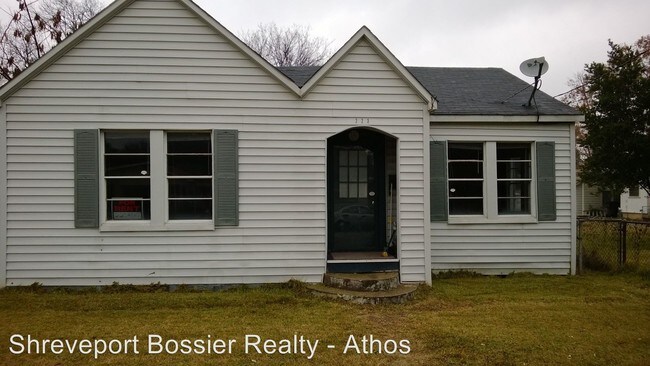 Building Photo - 2 br, 1 bath House - 223 Edwards St