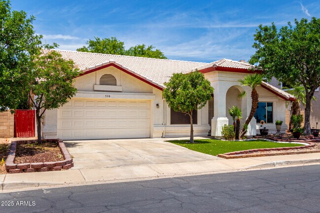 Foto del edificio - 538 W Silver Creek Rd