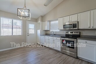 Building Photo - 5714 N 68th Ave
