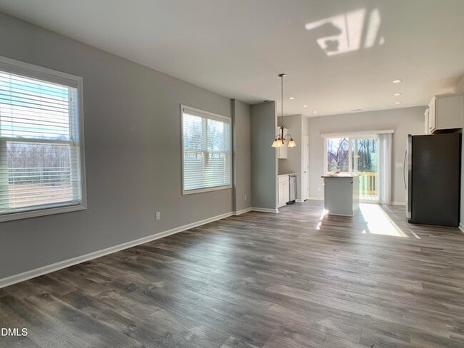 Building Photo - 130 Henhouse Ct
