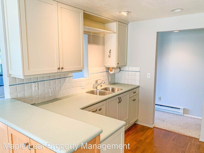 Foto del edificio - 6652 Park Point Way NE