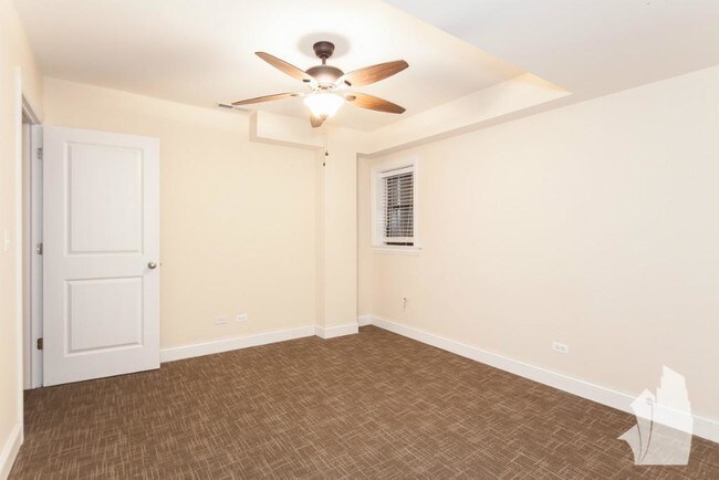 Foto del edificio - 3709 N Wilton Ave