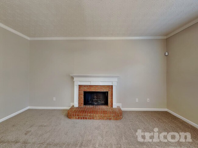 Foto del edificio - 1055 Crown Landing Pkwy