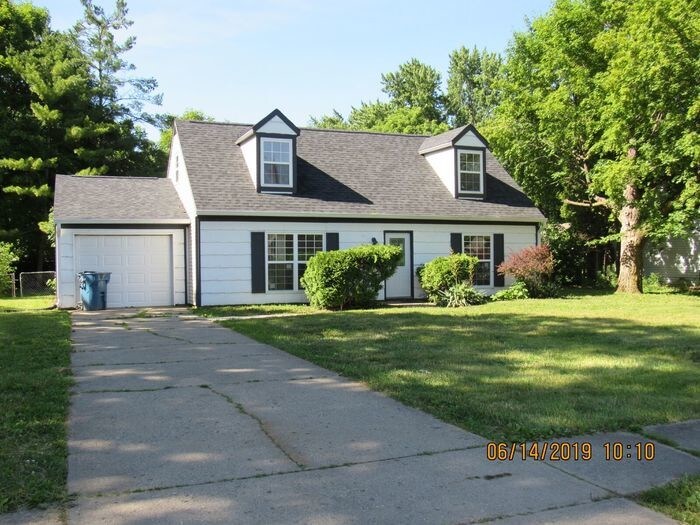 Foto principal - 5861 W 46th St Indianapolis IN 46254
