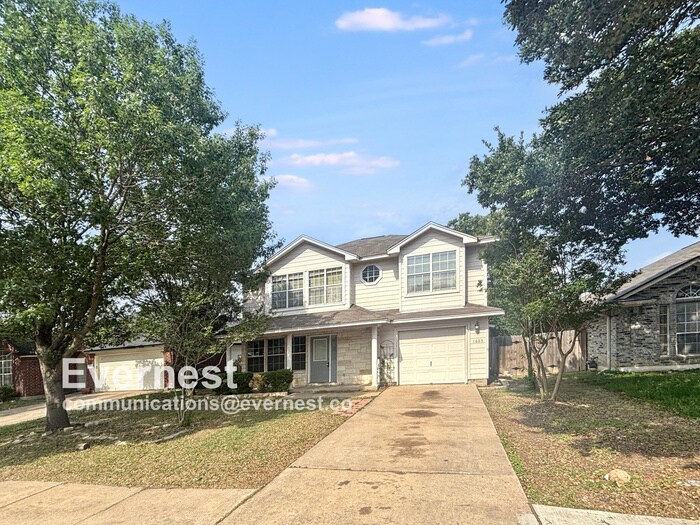 Foto principal - 4-Bedroom, 2.5-Bathroom Home in a Convenie...