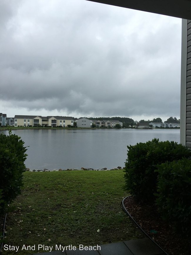 Building Photo - 2150 Clearwater Dr
