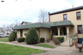 Building Photo - 200 S Wooster Ave