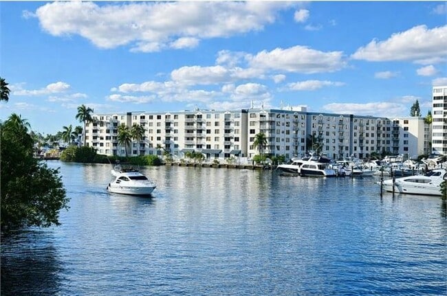 Serenity On The River - Serenity On The River Apartment