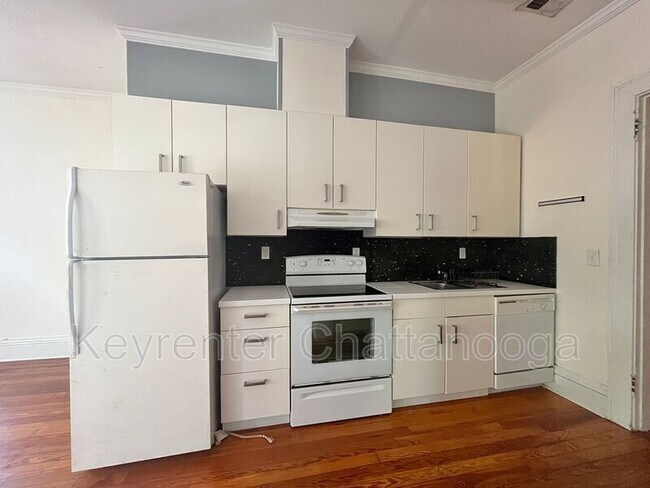 Foto del edificio - 912 Oak St