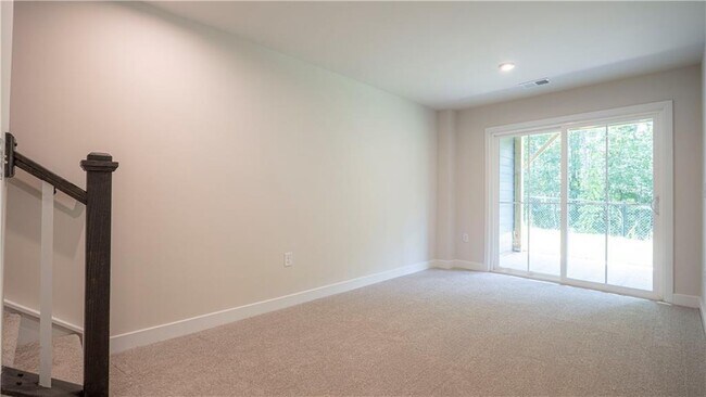 Foto del edificio - 961 Woods Chapel Rd
