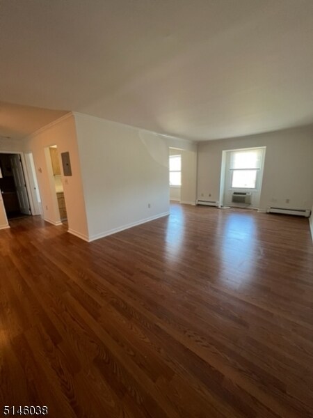Building Photo - 662 Goffle Rd