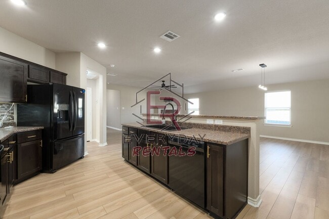 Building Photo - 6708 Oliver Loving Dr