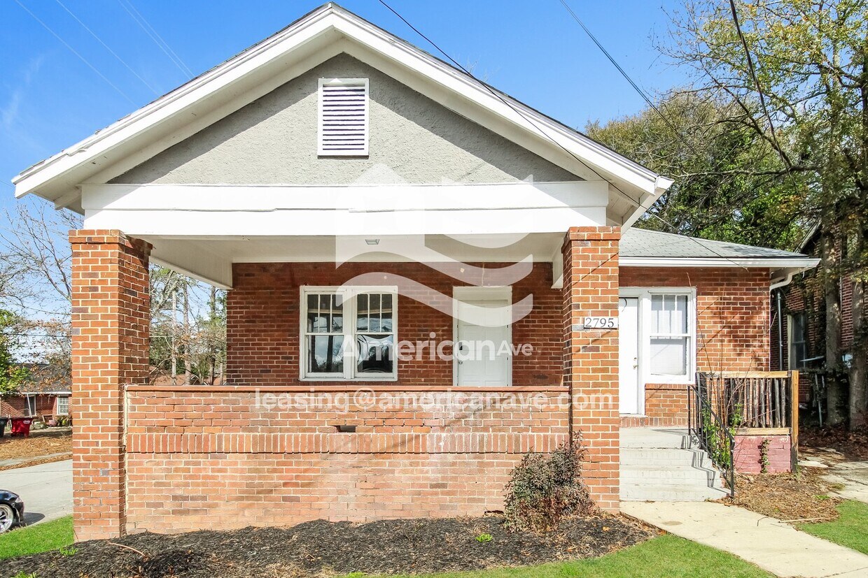 Primary Photo - 2795 Cherry Ave