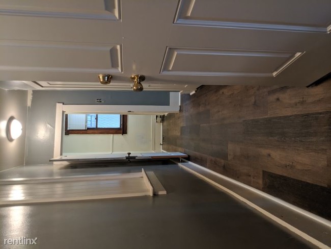 Building Photo - 2 br, 1 bath Apartment - 427 1/2 Queen Street
