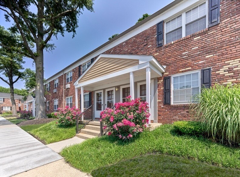 Maple Terrace 30 E Rudderow Ave Maple Shade, NJ Apartments for Rent