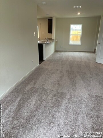 Foto del edificio - 12042 Latour Vly