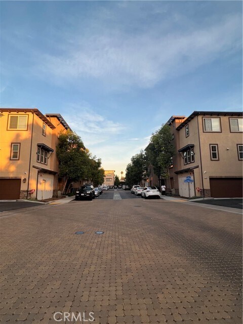 Foto del edificio - 1050 Lime Tree Pl