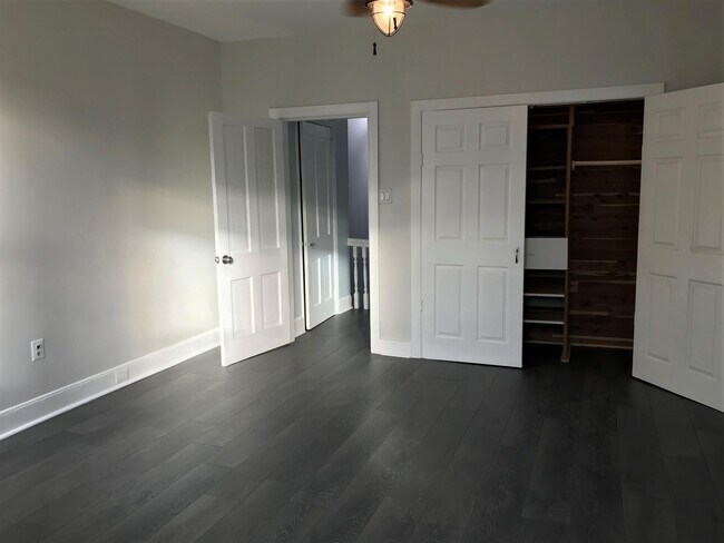 Foto del edificio - 725 7th St NE