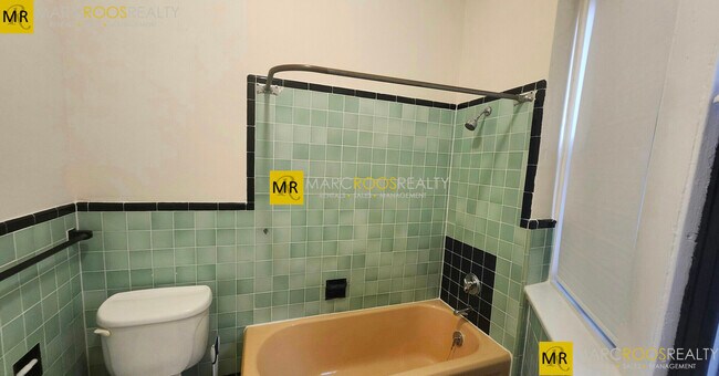Foto del edificio - 493 Beacon St