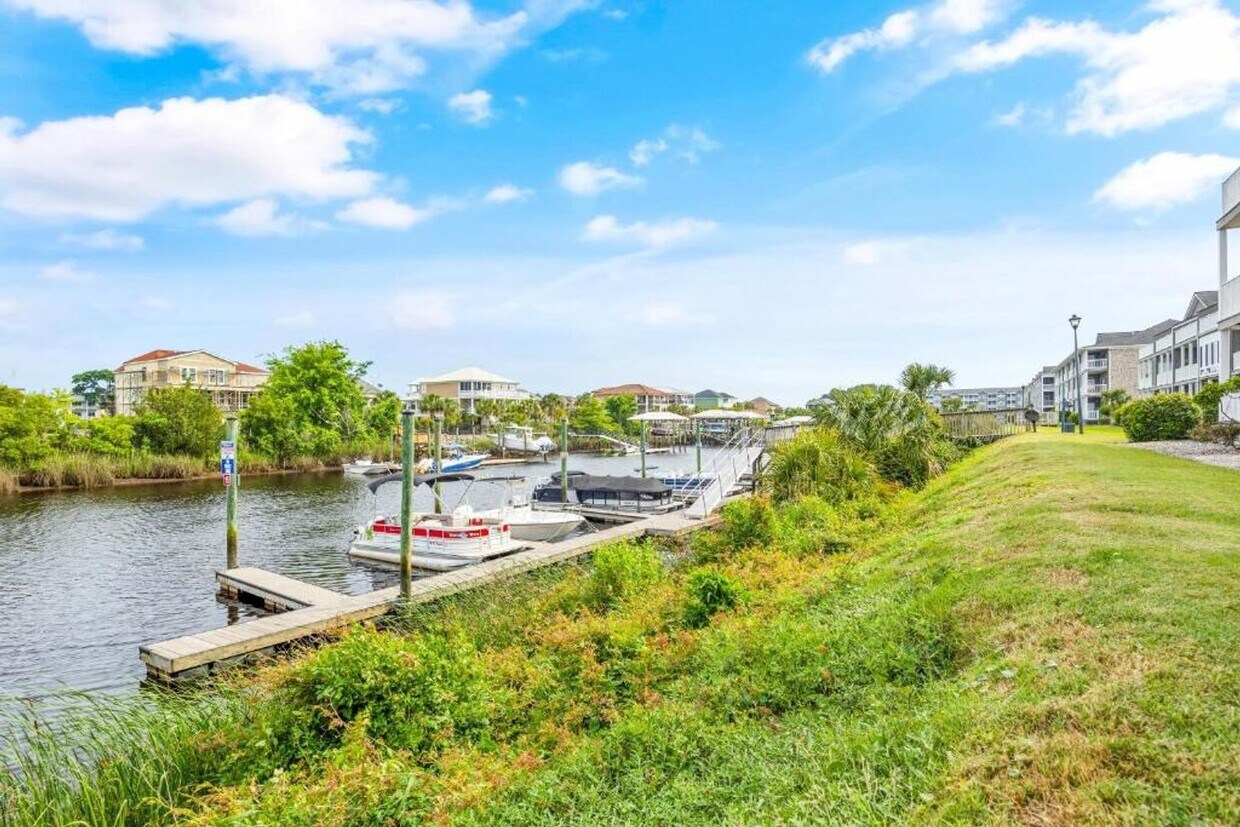 Building Photo - 4526 N Plantation Harbour Dr