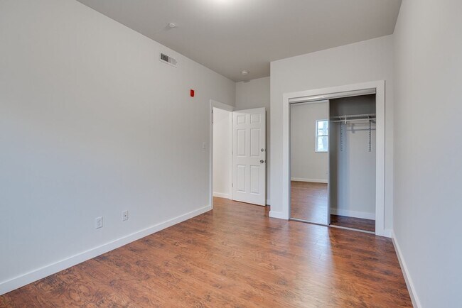 Photo - Newly Renovated Temple Apartments