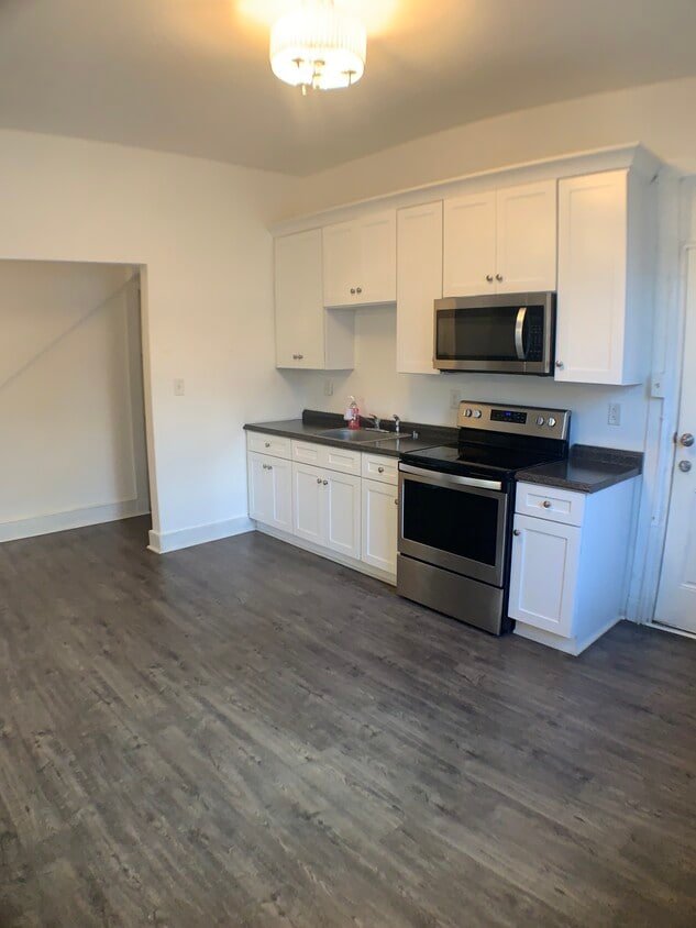 Foto principal - 402 S Lime St