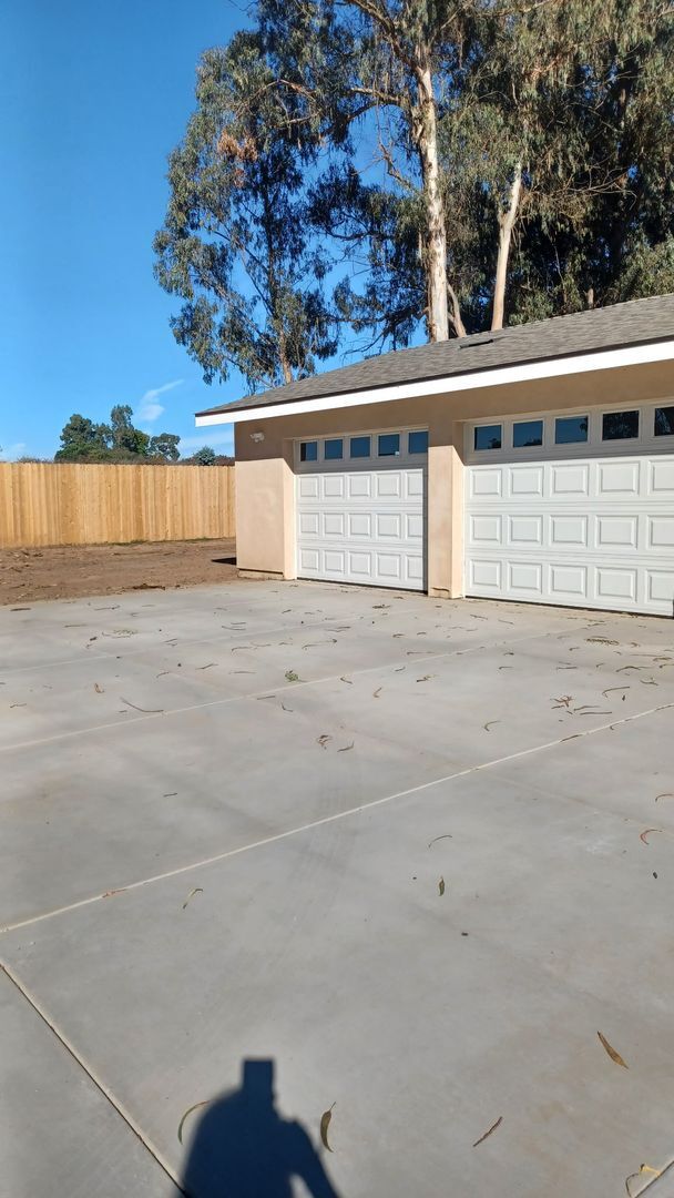 Foto del edificio - Modern 2 Bed/1 Bath Home, All Utilities Included!