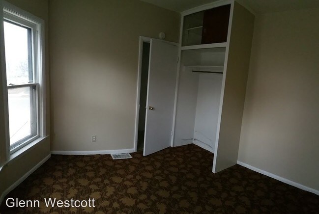 Foto del edificio - 370 Breckenridge St