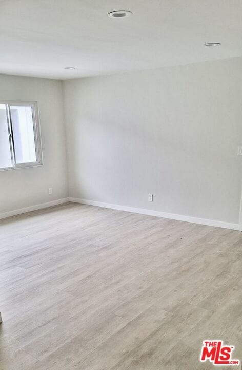 Building Photo - 1549 W 224th St