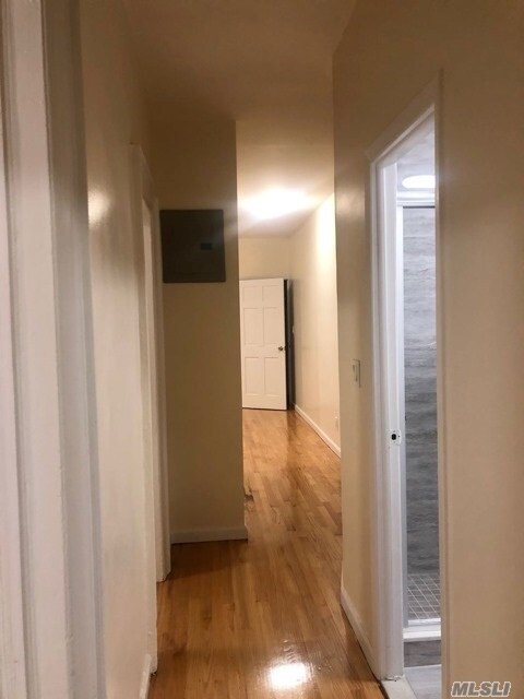 Building Photo - 31-17-31-38 38th St