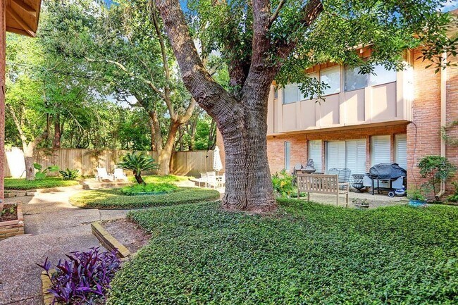 Foto del edificio - 6317 Crab Orchard Rd