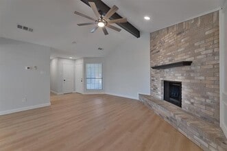 Building Photo - 6816 Stillmeadows Cir S