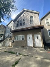 Building Photo - 4812 S Elizabeth St