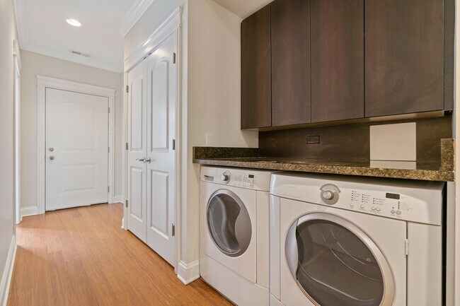 Foto del edificio - 1437 N Sedgwick St