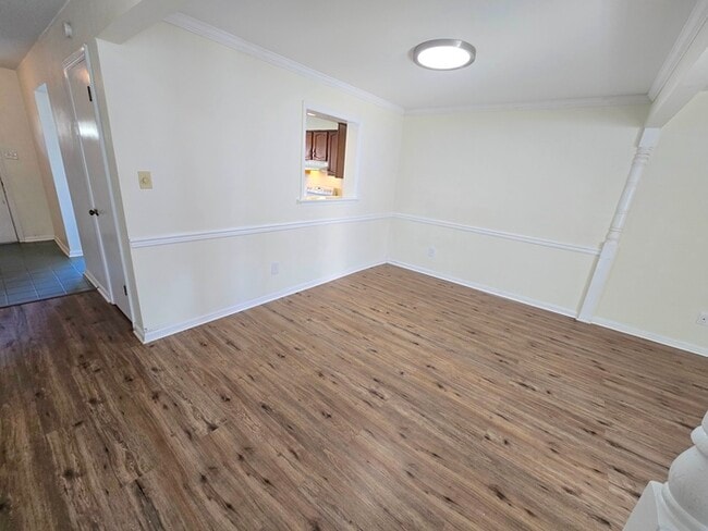 Building Photo - 5221 Johnstown Ln