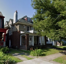 Building Photo - 118 Victoria Pl